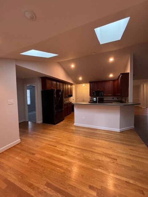 Foto del edificio - 8120 Castle Grove Dr