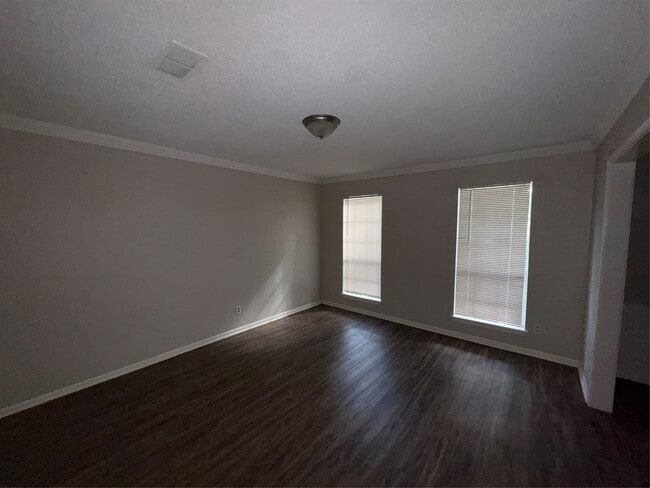 Foto del edificio - 16511 Courtland Cir
