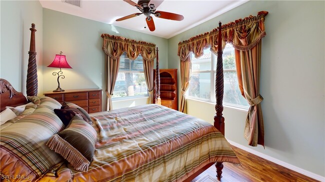 Building Photo - 9364 Trieste Dr