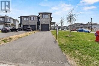 Building Photo - 3 Morrall Ct