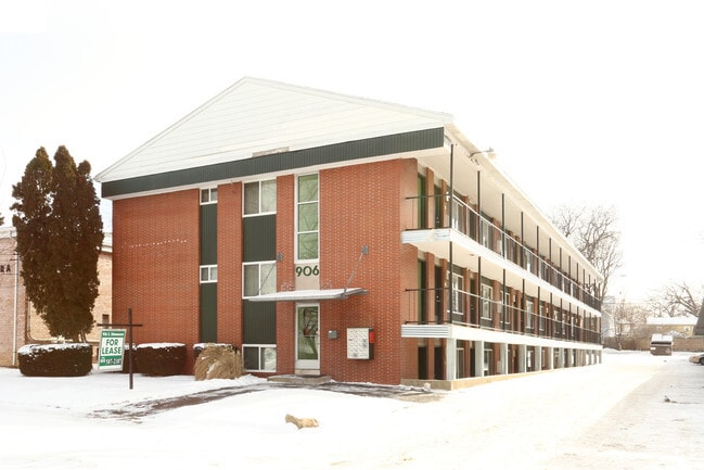 Building Photo - Shiawassee Apartments