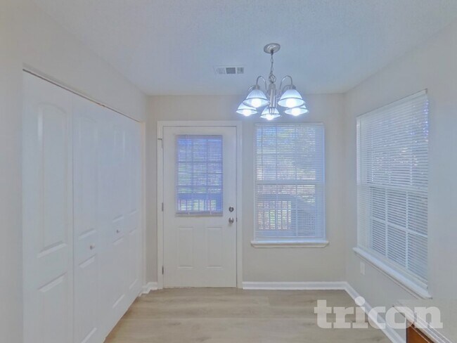 Building Photo - 5324 Brickleberry Way