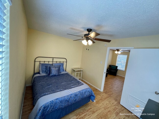 Hyde Park Court Apartments 302 W 38th St Austin TX 78705 Hyde Park Court Apartments 302 W 38th St Austin TX 78705