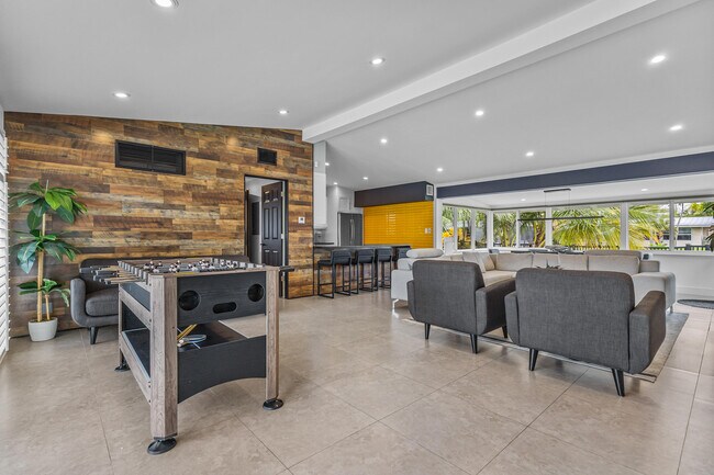 Foto del edificio - 2678 Marathon Ln