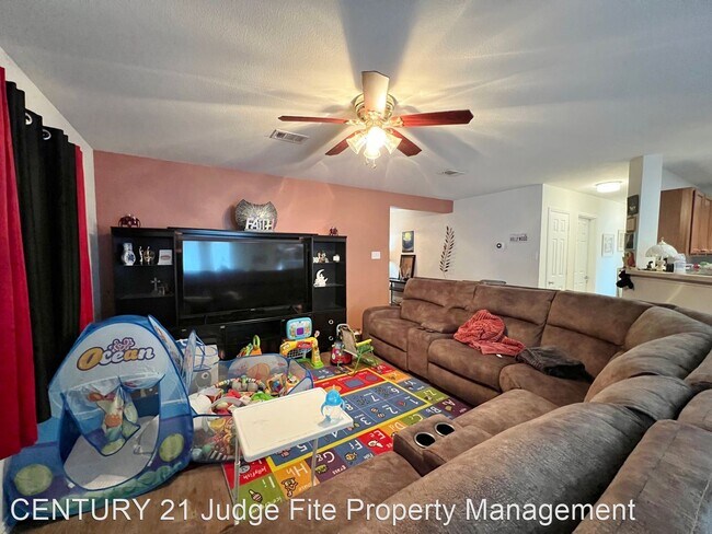Foto del edificio - 3 br, 2 bath House - 933 Newberry Trail