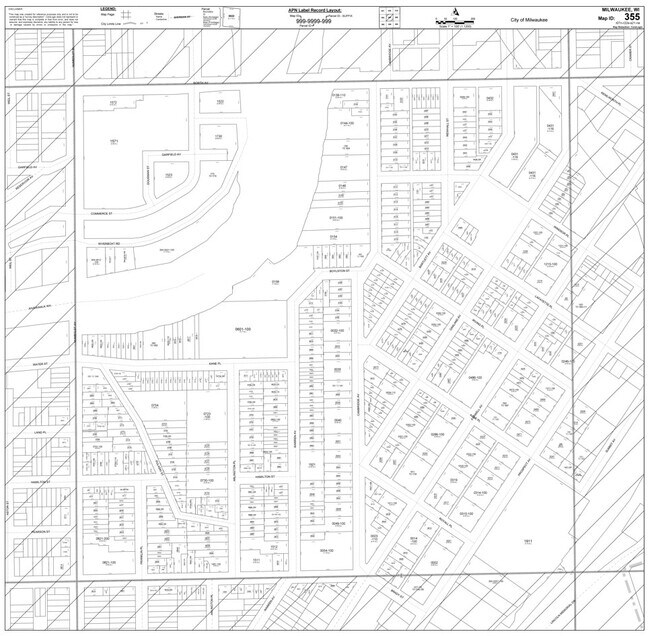 Building Photo - 1800 N Farwell Apartments