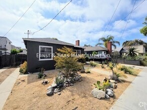 Building Photo - 1067 Ximeno Ave
