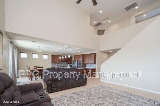 Building Photo - 5209 N 145th Dr