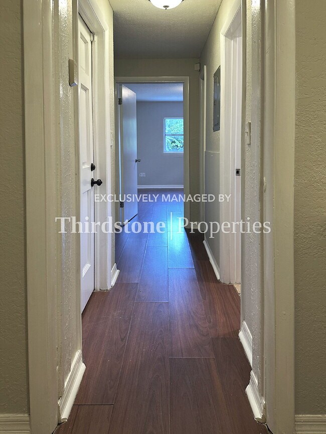 Foto del edificio - 7320 Smyrna St