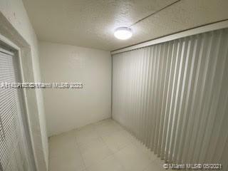 Foto del edificio - 10245 NW 9th St