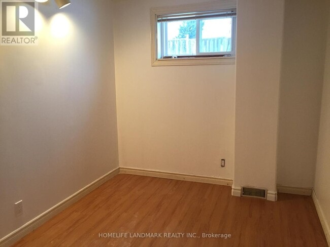Building Photo - 2770 Quill Crescent