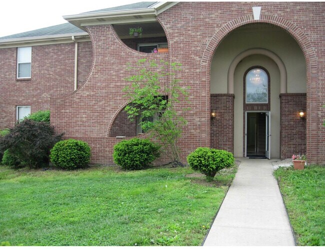 Foto del edificio - 961 Golfview Dr