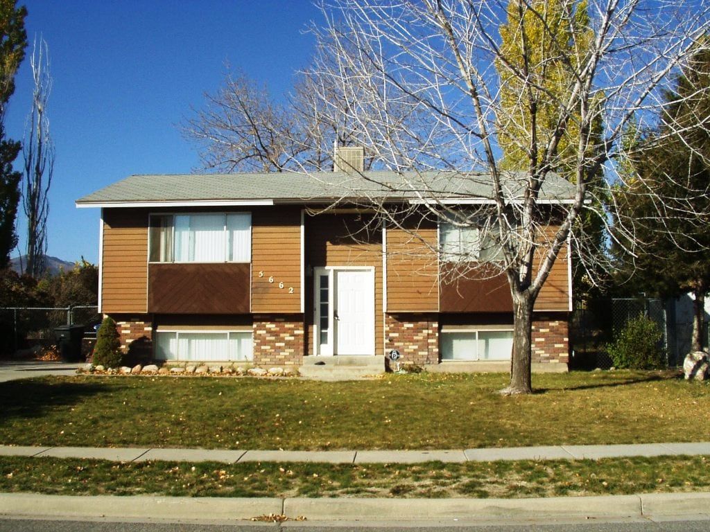 Building Photo - 5662 S China Clay Dr