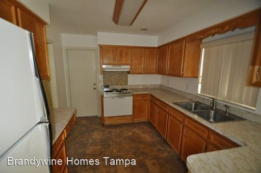 Building Photo - 3 br, 2 bath House - 6904 Thrasher Dr