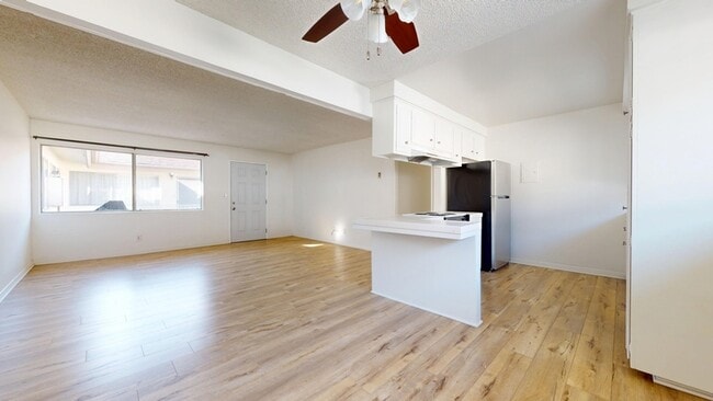 Photo - 1306 Amethyst St Apartment