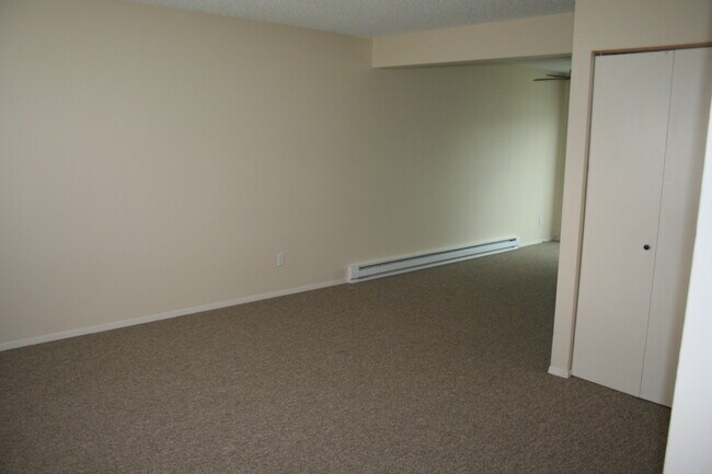 Foto del edificio - 725 Waverly Pl