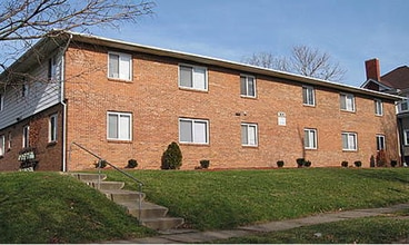 Building Photo - 300 E 16th Ave
