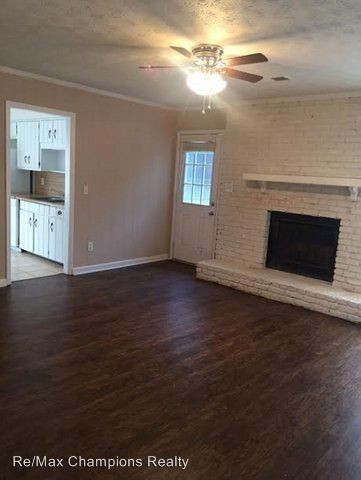 Foto del edificio - 3 br, 2 bath House - 3936 Curry Street
