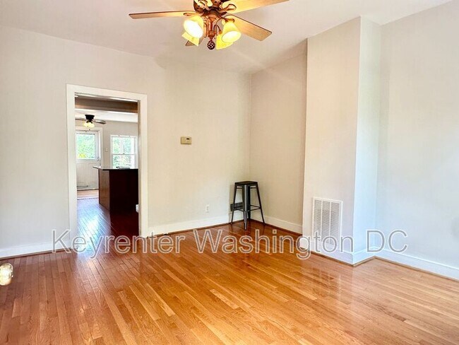 Building Photo - 1528 8th St NW