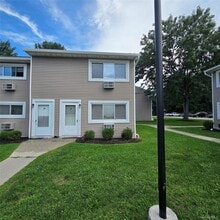 Building Photo - 3 Fishkill Glen Dr
