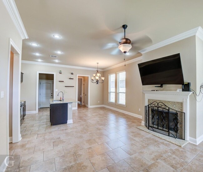 Building Photo - Rental Property