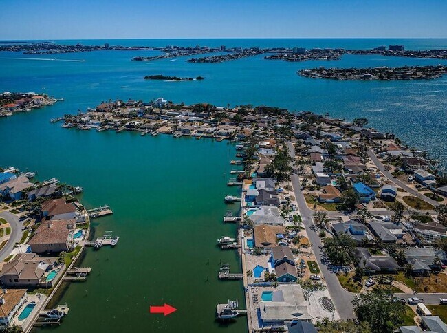 Foto del edificio - 2180 Dolphin Blvd S