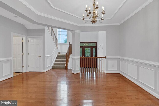 Building Photo - 12803 Poplar Creek Dr