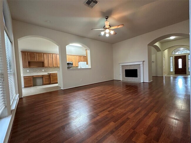 Foto del edificio - 2808 Garner Park Dr