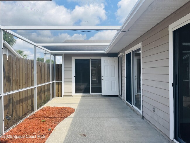 Building Photo - 1920 Quail Ridge Ct