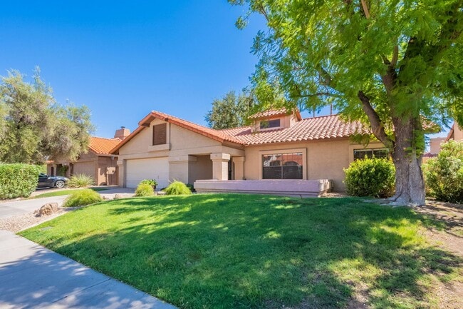 Scottsdale Ranch - Three Bedrooms and POOL! - Scottsdale Ranch - Three Bedrooms and POOL! House