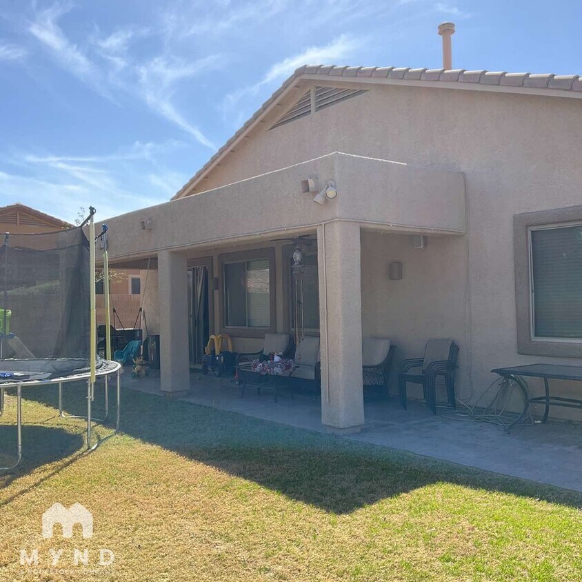 Building Photo - 12550 N Stone Pillar Dr
