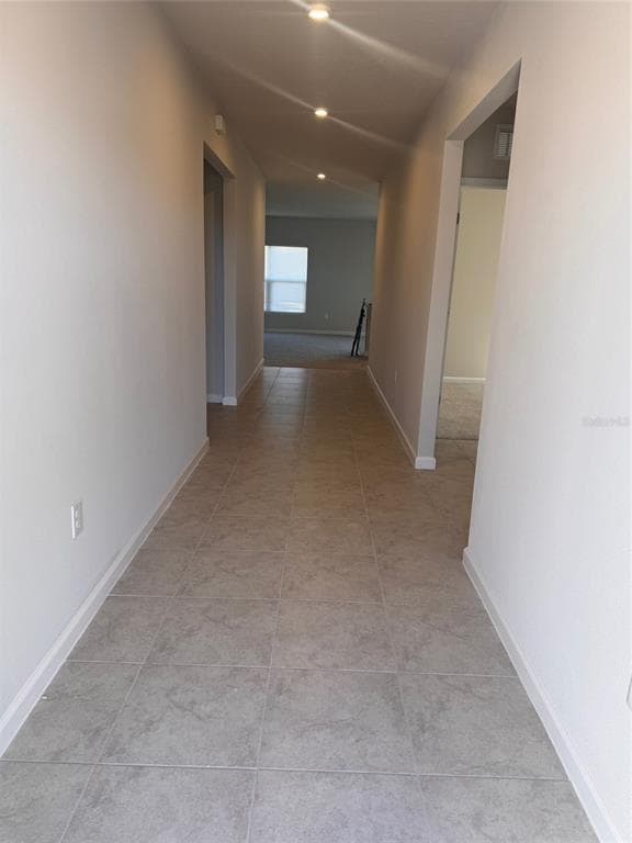 Foto del edificio - 347 Biltmore Blvd