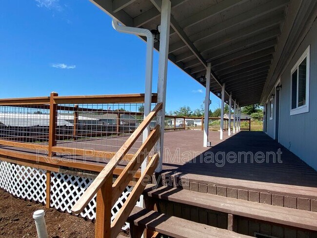 Building Photo - 8449 Moonlight Way