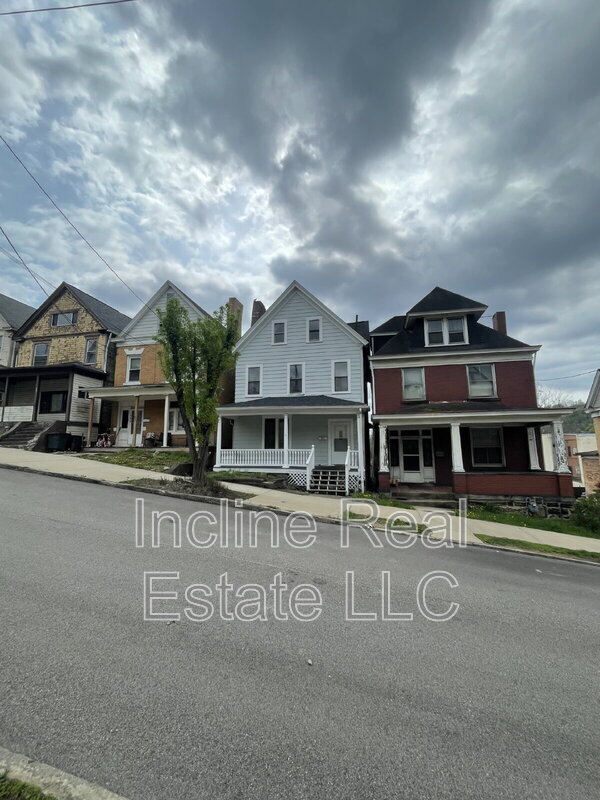 Foto del edificio - 561 2nd St