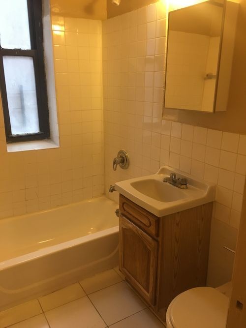 Foto del edificio - 2240 Dr Martin L King Jr Blvd