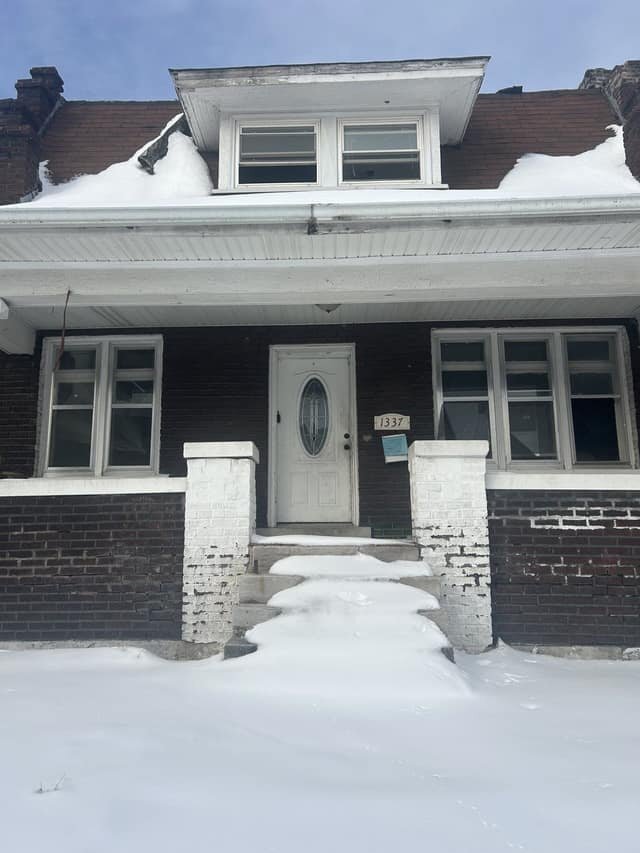 Foto del edificio - 1337 Walton Ave