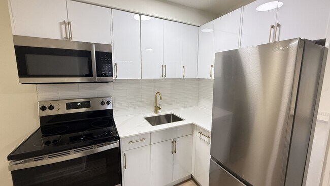 Photo du bâtiment - 60 Triller Ave