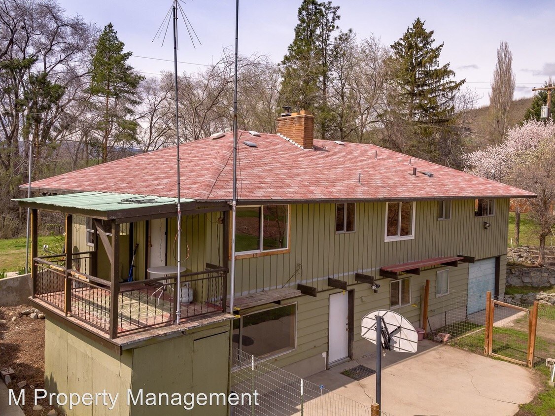 Primary Photo - 3 br, 2 bath House - 509 Stayman Flats Rd