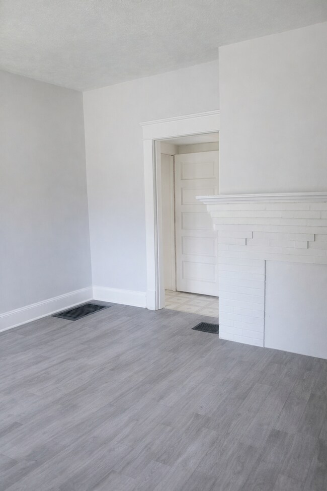 Foto del edificio - 2BR Canton Duplex