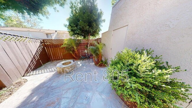 Building Photo - 1224 Llama Ct