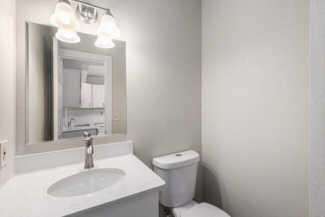 Building Photo - 2151 18th Avenue Ct