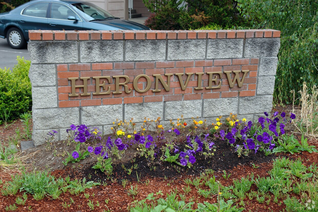 Foto del edificio - 4105-4158 London Ct