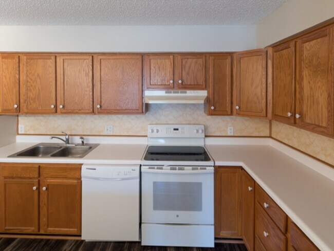 Building Photo - 578 Gleason
