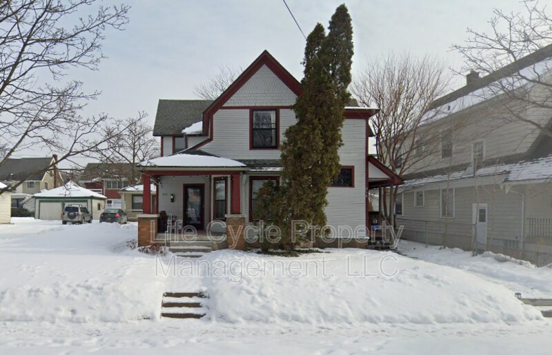 Foto principal - 512 Glenwood Ave SE