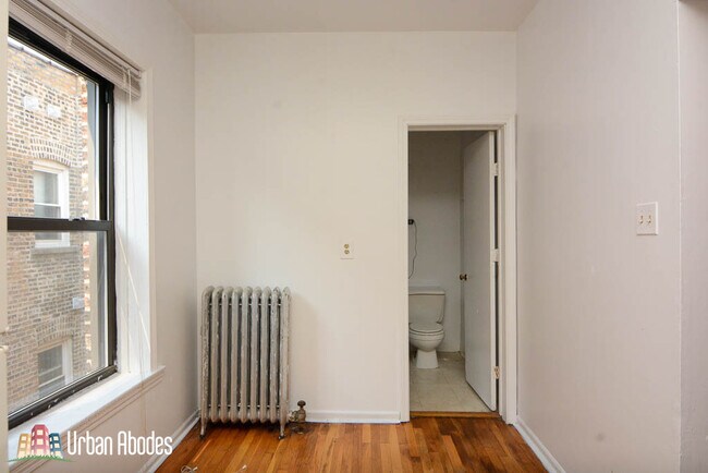 Foto del edificio - 933 W Sunnyside Ave