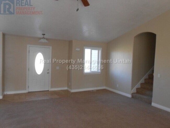 Foto del edificio - 4 Bedroom 2.5 Bathroom Home