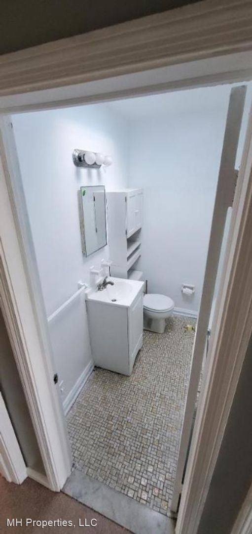 Building Photo - 2 br, 1.5 bath House - 336 Kane Street