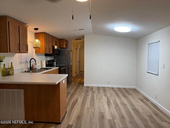 Foto del edificio - 11098 Joel St