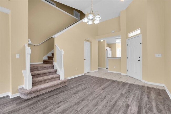 Building Photo - 9624 Carlsdale Dr