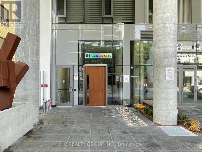 Building Photo - 81 Wellesley St E